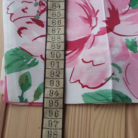 Talbots fully lined pure silk floral capris - Picture 6 of 9